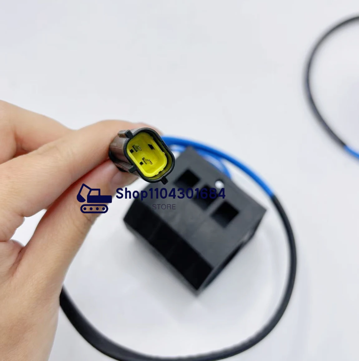 Solenoid Valve Coil 24V 12V for Daewoo Doosan DH220-5 DH215-7 DH235 DH225-7 DH150-7 DX225LCA Excavator Digger Repair Spare Part - Image 3