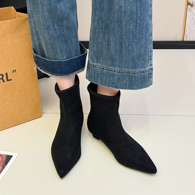 أحذية للنساء 2025 جديد متجمد الجلد المدبوغ الأحذية النسائية الرجعية أشار تو كعب منخفض منتصف طول أحذية بوت قصيرة #2