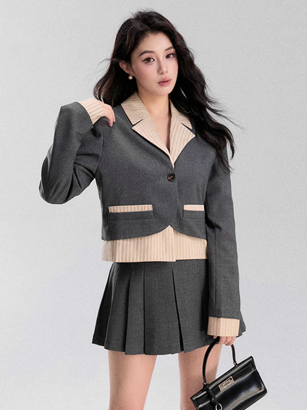 

Spring 2025 New Style Women's Suit Set Floral Pleated Skirt Color Block Jacket Two Piece Set Fashionable College Style Outfit