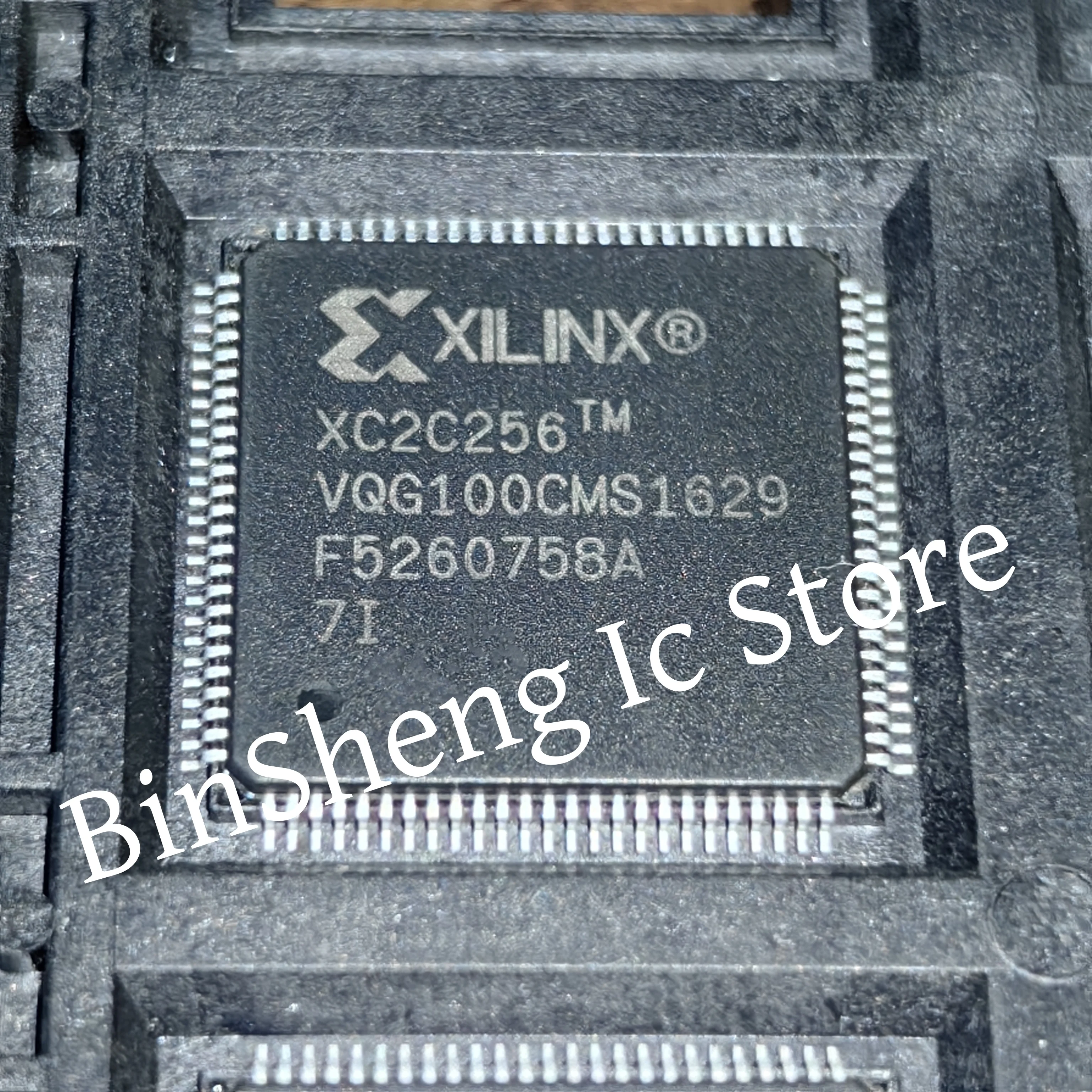 

2pcs/lot XC2C256-7VQ100C XC2C256-7VQ100I XC2C256-7TQG144C XC2C256-7PQG208C XC2C256-7FT256C