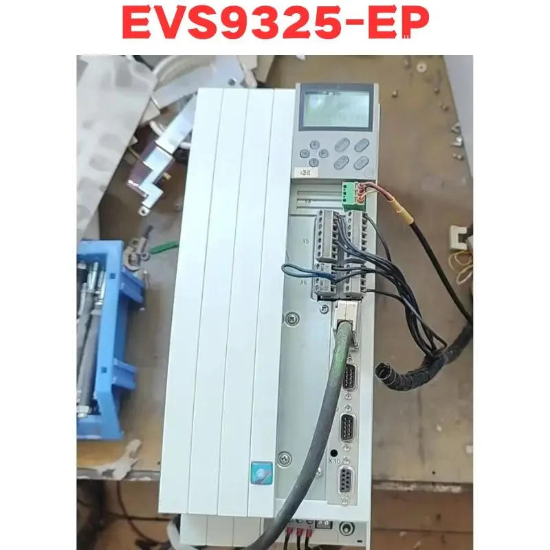 

Б/у инвертор EVS9325 EP, прошел проверку