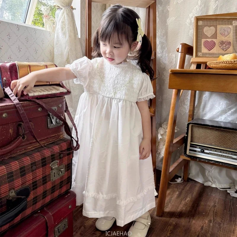 

2025 Girls French Vintage Hand Smocked Dress Short Sleeve Elegant Party Gown Holiday Casual Outfit Kids Fashion Trendy Summer