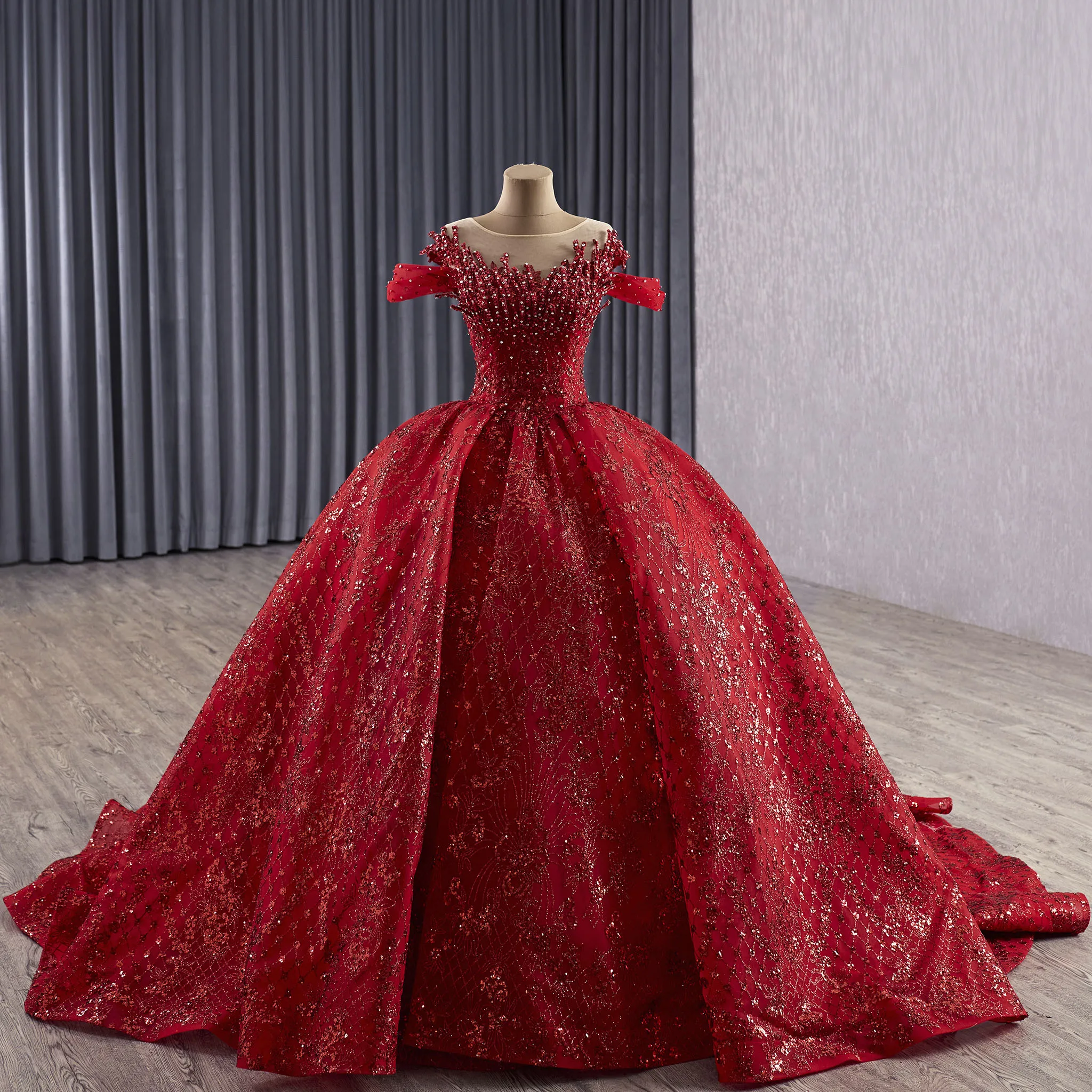 

Rosymae Сказочное платье Quinceanera с открытыми плечами Красное баскское платье на талии со стразами и жемчугом Полная юбка на 15-й 16-й день рождения