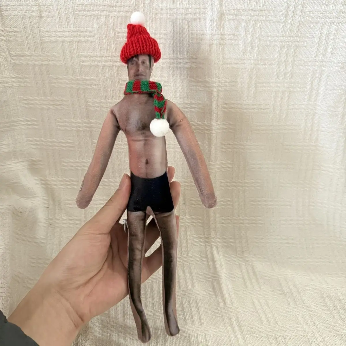 

Customized 28cm Mads Mikkelsen Hannibal Plush Doll Stuffed Toy Joint Twistable Shape Cosplay Figure Home Decor Collectible Gift