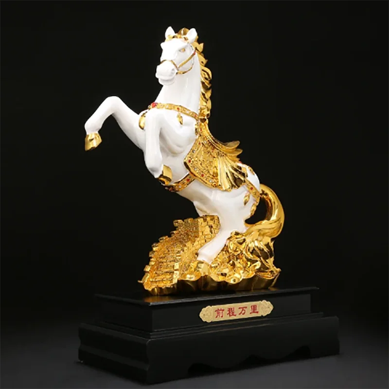 

Resin horse ornaments home decoration New home furnishing articles Christmas birthday present Lucky objects figurines room decor