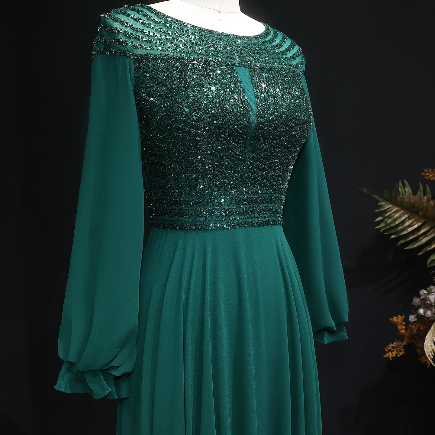 シャロンはアラビア語ネイビーブルーのイブニングドレス長袖エレガントな高級ビーズの女性のウェディングパーティードレスSF354カスタマイズ