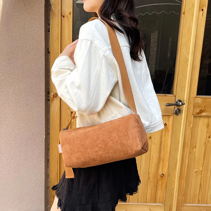 

Corduroy Pillow Shape Shoulder Bag For Women，mobile Phone, Cosmetic Storage Bag, Corduroy Travel Makeup Bag For Travelling