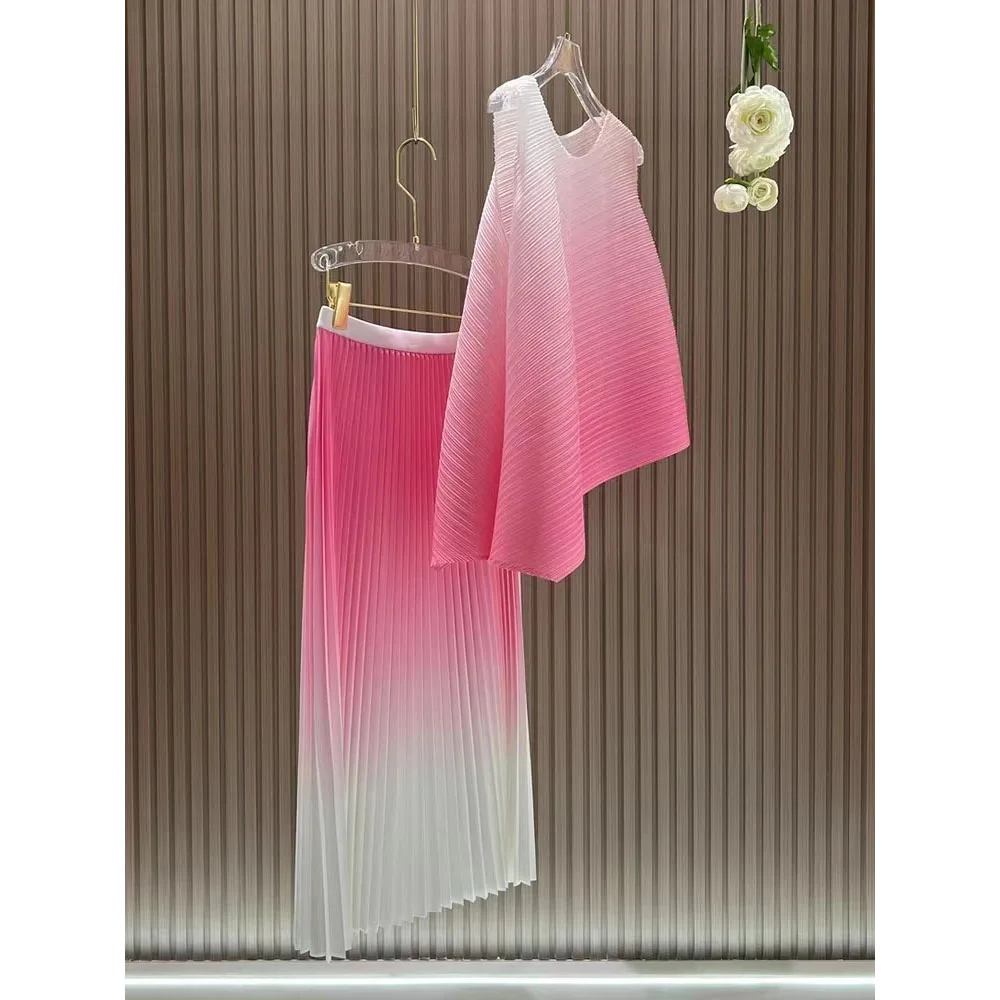 Small Fragrance Style Fashion Pleated Gradient Vest And Skirt Two-piece Set Women's Summer Simple Sleeveless Tops + Skirts Suits