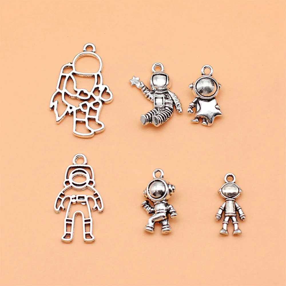 Charms For Jewelry Making Antique Silver Color Astronaut Spaceman Charms Collection  Gift Phone Pendant 6pcs