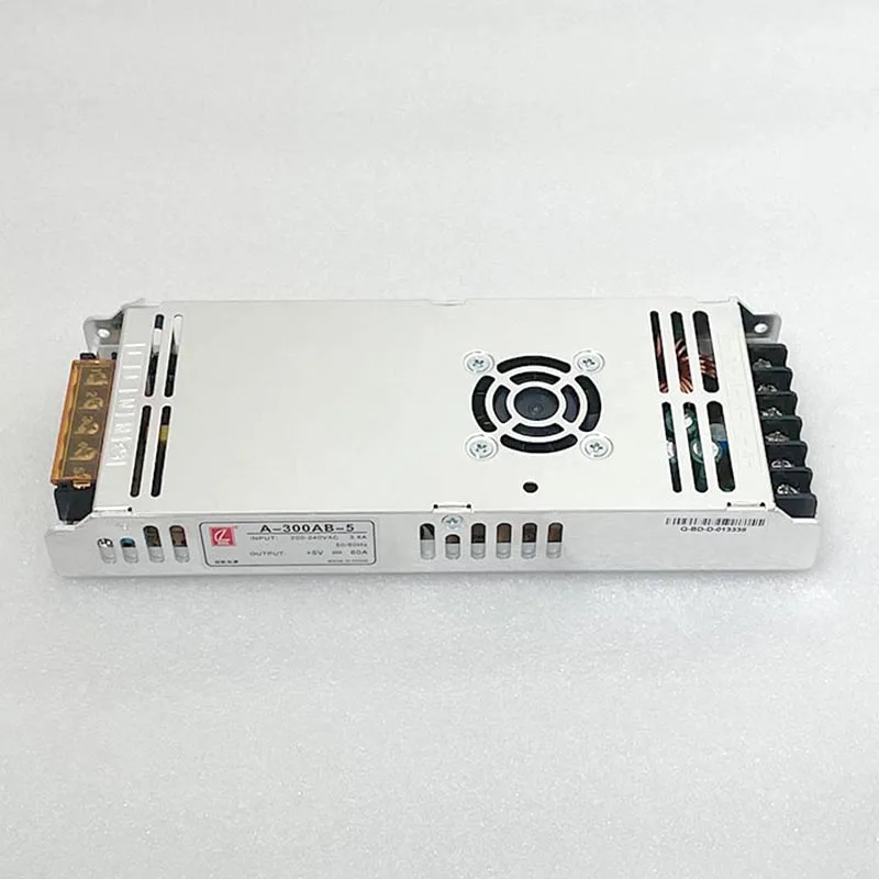 Full Color LED Panel Video Wall 5V60A Power Indoor Outdoor LED Display Screen Digital Sign 300W 200/240VAC Input Power Supply