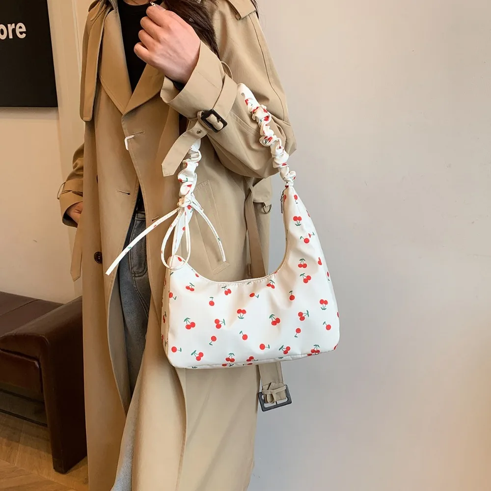 

Korean Style Drawstring Shoulder Bag Cute Half Moon Design Strawberry Printing Tote Bag Large Capacity Sweet Cherry Underarm Bag
