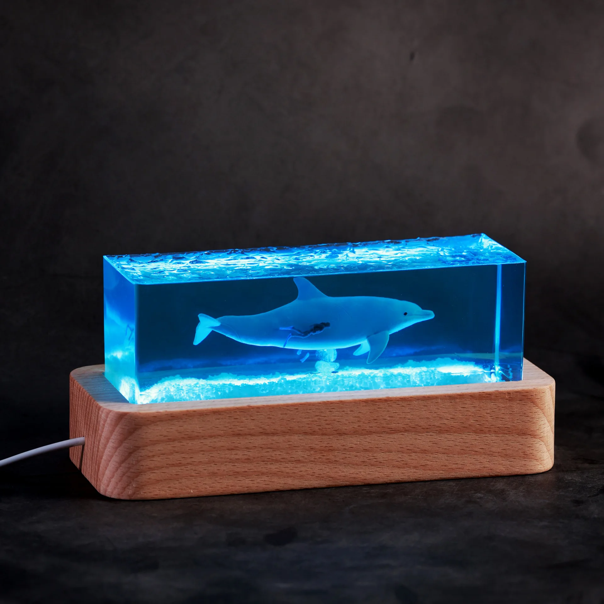 海洋動物樹脂製テーブルライト、クリエイティブなアート装飾ランプ、サメ、クジラ、イルカのナイトライト、USB充電式