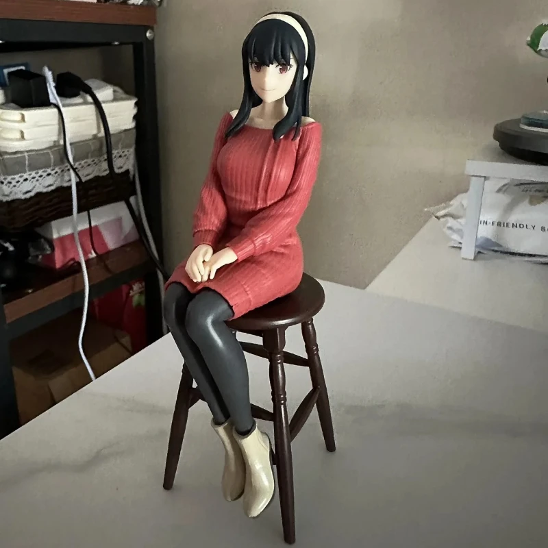 Nuevo Bandai Banpresto SPY FAMILY Break Time Collection Yor Forger figura de Anime adornos de escritorio regalos para niños modelo muñeca de juguete