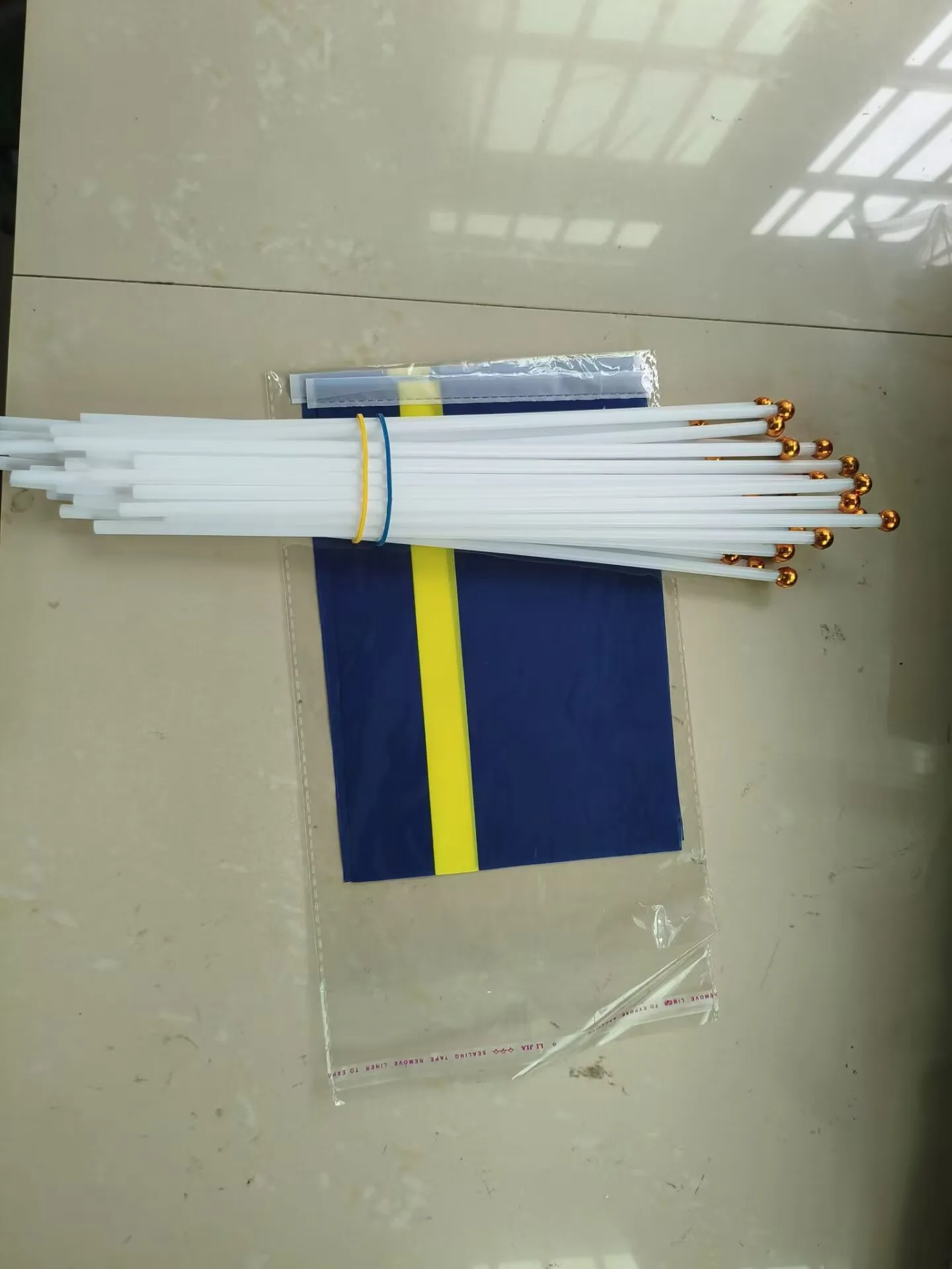 Aerlxemrbrae 50pcs Per Lot 14X21cm Custom Curacao Hand Flag Caribbean Banner With Plastic Flagpole