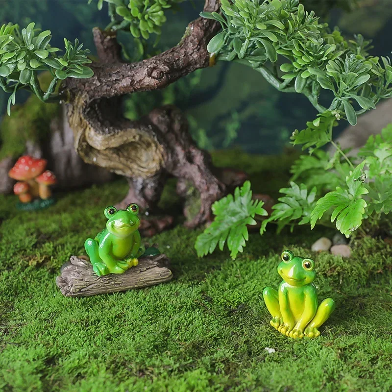Kawaii Cartoon Frogs Artificial Resin Green Frog Figurines DIY Micro-landscape Garden Flowerpot Decorations