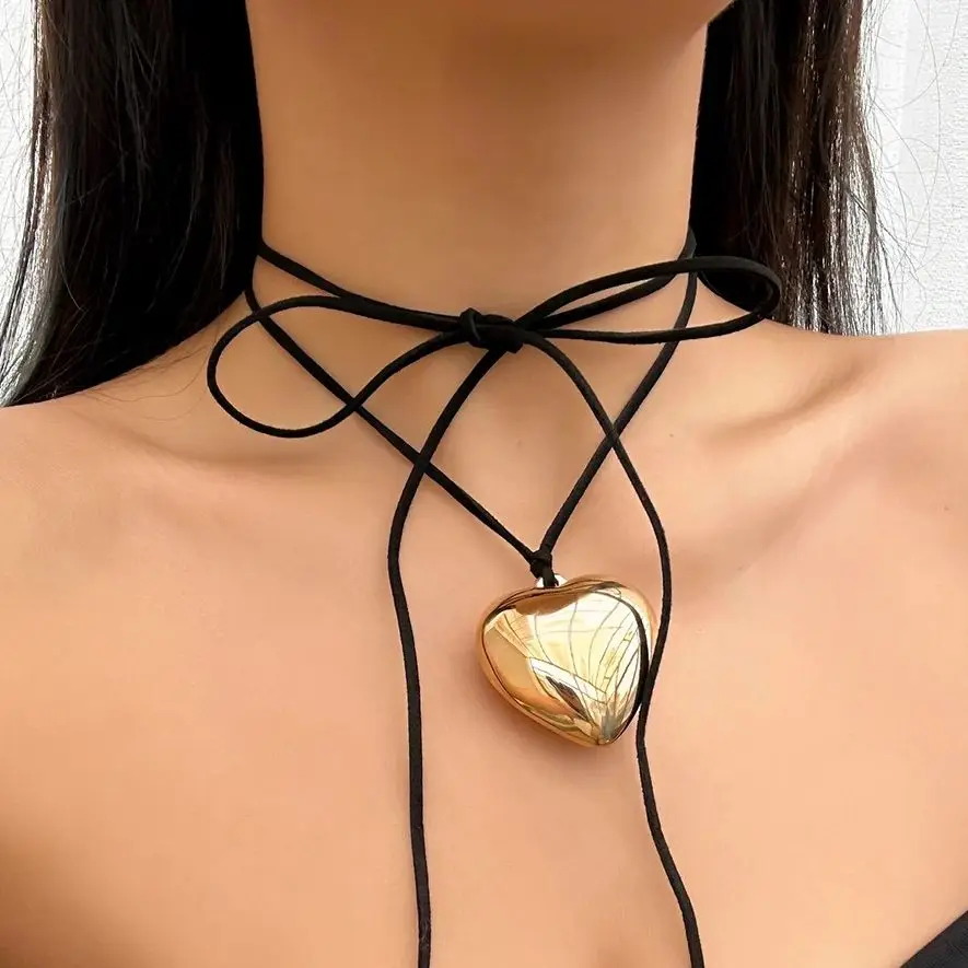 

IngeSight.Z Goth Black Velvet Big Heart Pendant Necklace For Women Weave Knotted Bowknot Adjustable Choker Necklace Gift