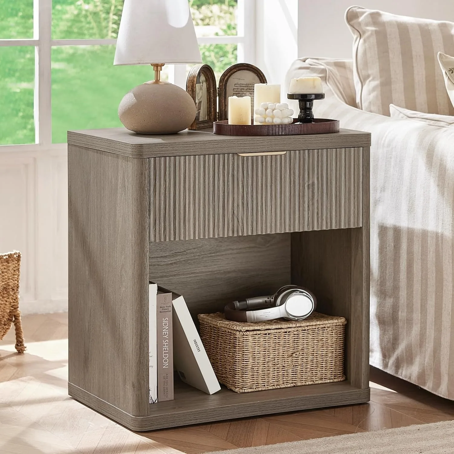 Fluted Farmhouse Nightstand Set of 2 with Charging Station, 23