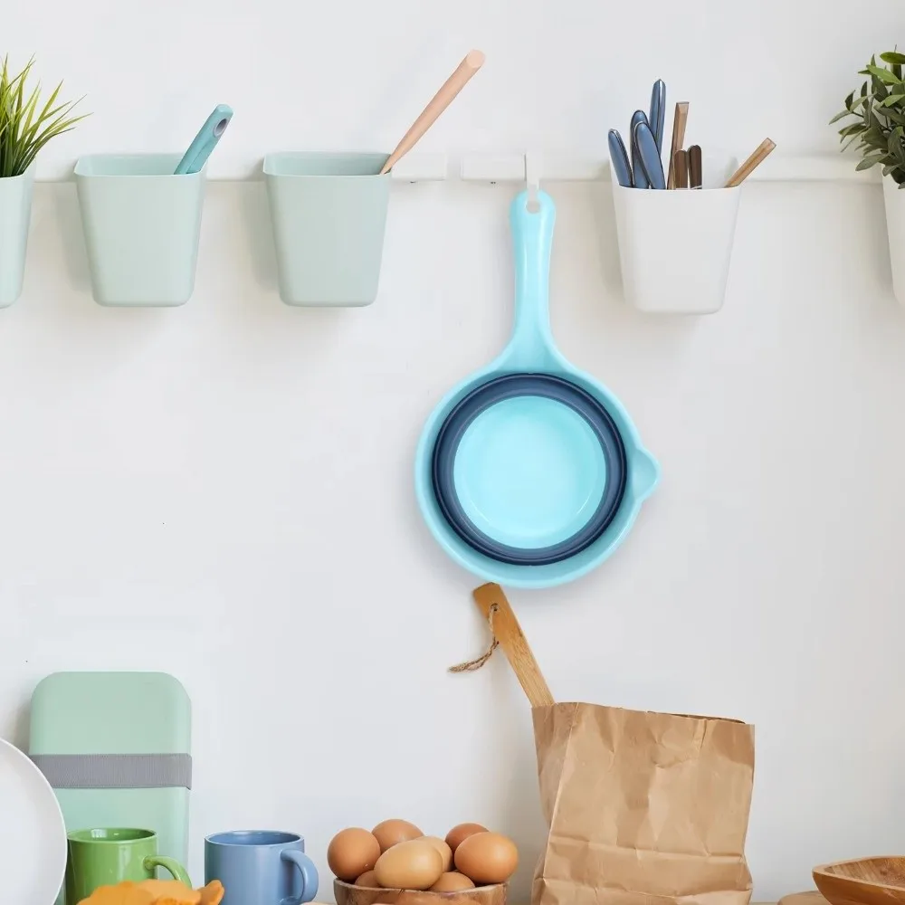 Large Capacity Foldable Water Scoop Plastic Multi-purpose Kitchen Ladle Portable Ergonomic Design Water Bailer Gardening Tool