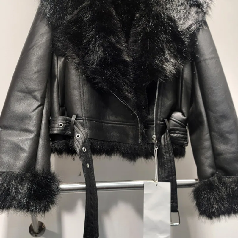 HKSH 2025冬新作 レディース ショートオーバーコート フェイクファー 大きめラペル パッチワーク PUレザー ジップアップ バイク ストリートウェア ジャケット HK12494