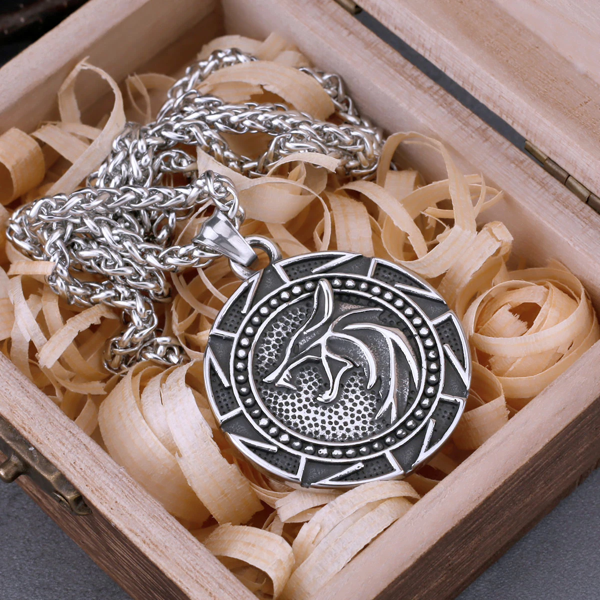 Fashion Slavic Viking Wolf Wizard Rune Necklace Men's Stainless Steel Vintage Charm Amulet Pendant Necklace Medallion Jewelry - view 2