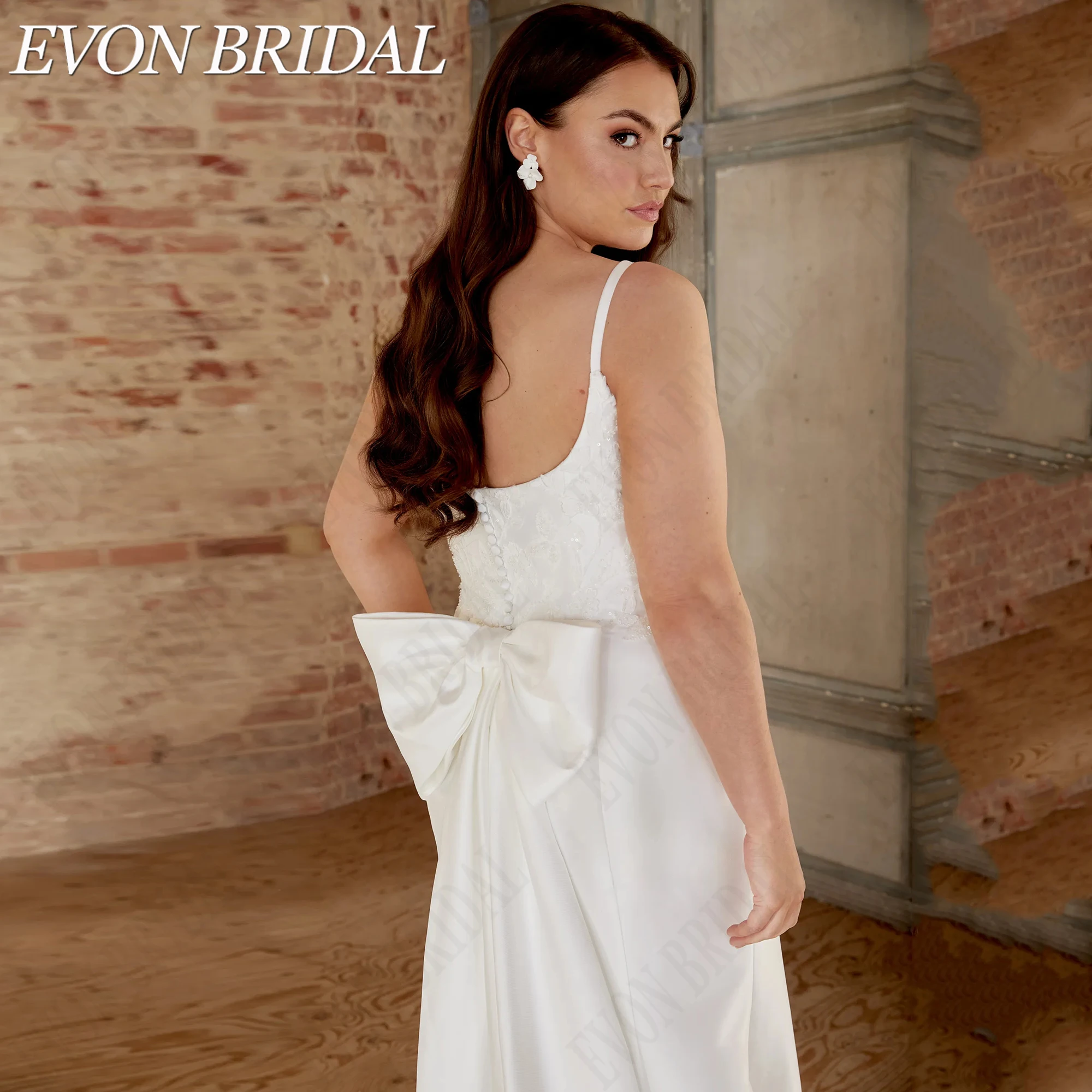 EVON BRIDAL Plus Size Spaghetti Strap Bridal Dress Lace Appliques Wedding Dresses Backless Bow Back Bridal Gown Customized