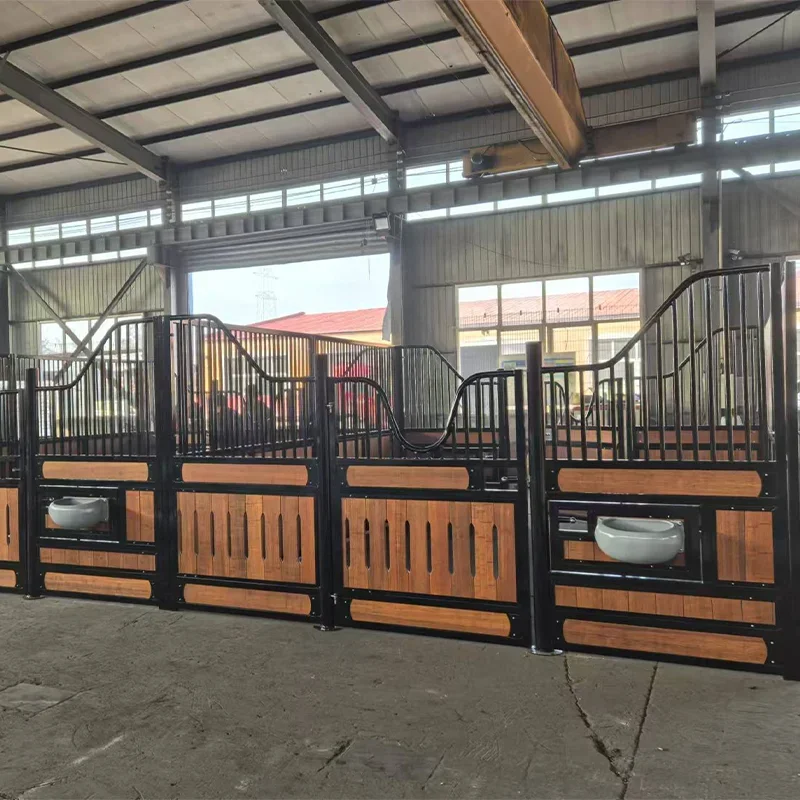 Galvanized Metal Comfortable Carport Poultry Farm Powder Coated Sliding Horse Stable Steel Frame Economical Bamboo Horse Stall