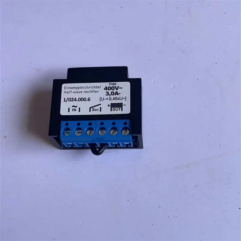 

1/024.000.6 3A 400V Полуволновой выпрямитель Тормозной выпрямитель