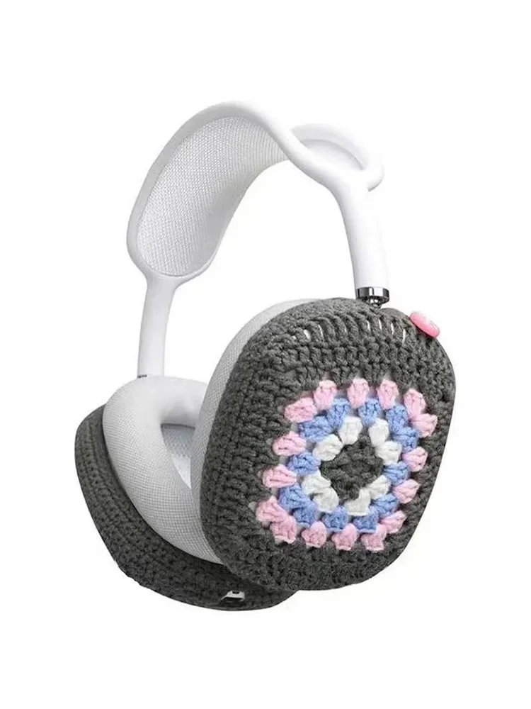Hand crocheted wool earphone cover apple Airpodsmax earphone cover woven wool cover finished APM earphone cover