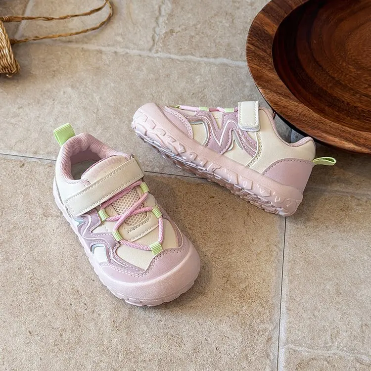 Kinder-Sportsneaker Leichte Freizeitschuhe für Jungen und Mädchen mit Klettverschluss Niedrige Wanderschuhe mit farbenfrohem Design – Detail 4