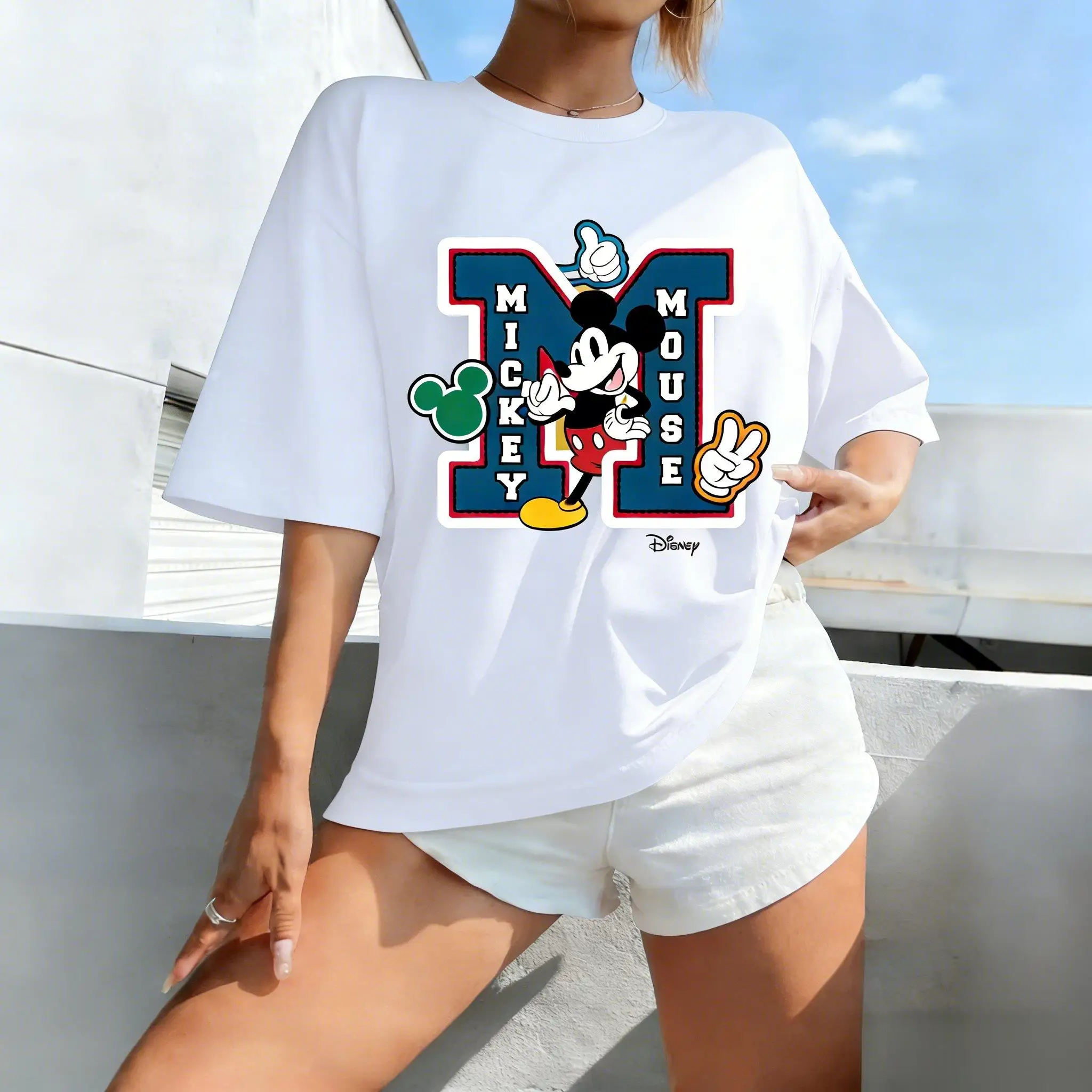 Camiseta de Mickey Mouse Disney para hombre y mujer, Tops de algodón de manga corta con estampado gráfico Vintage, ropa de calle informal de gran tamaño, camiseta de verano 2026