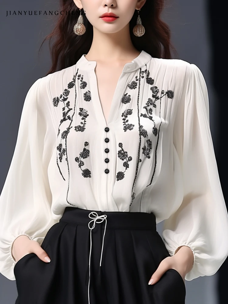 Women\' Embroidery Chiffon Top Lantern Sleeve V-Neck Casual Retro Shirt 2024 New Loose Plus Size Female White Floral Blouses