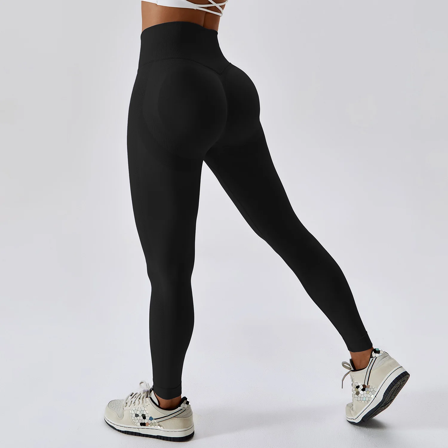 Women Sport Seamless Leggings High Waist Elastic Solid Leggings Gym Push Up Trainning Joggings Yoga Pants Female Gym Accessories