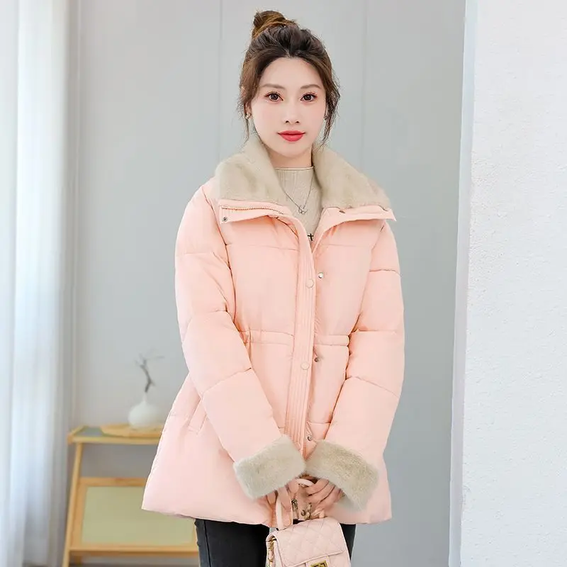 معطف طويل للنساء سترات واقية من الرياح 2026New سترة مبطنة بالقطن ملابس خارجية شتوية للأمهات معطف أنيق للسيدات