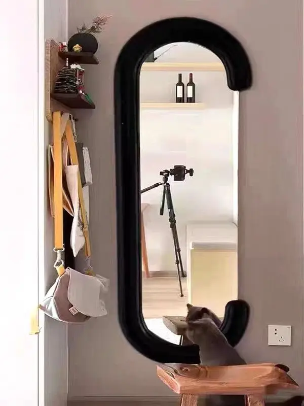 

Креативное настенное зеркало в стиле интернет-селебрити, кремового цвета, для дома.