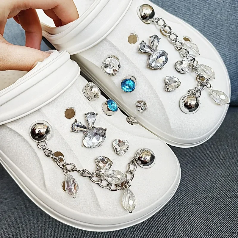 

Fashion New Shoe Charms for Sandals Luxury Quality Charms for Crocs DIY Elegant Rhinestone Shoe Accessories Whole Set All-match