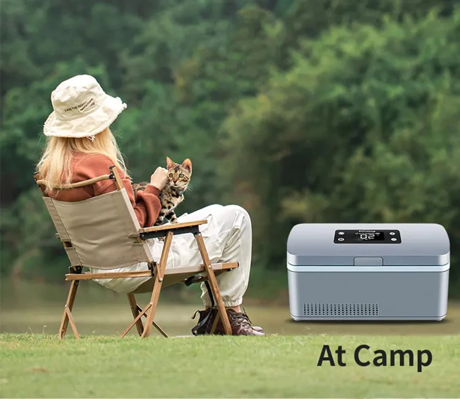 Insulin Refrigeration Box, Convenient Cooler With Handle Pill And Vaccine Cooling Box Suitable For Outdoor Travel and Airplanes