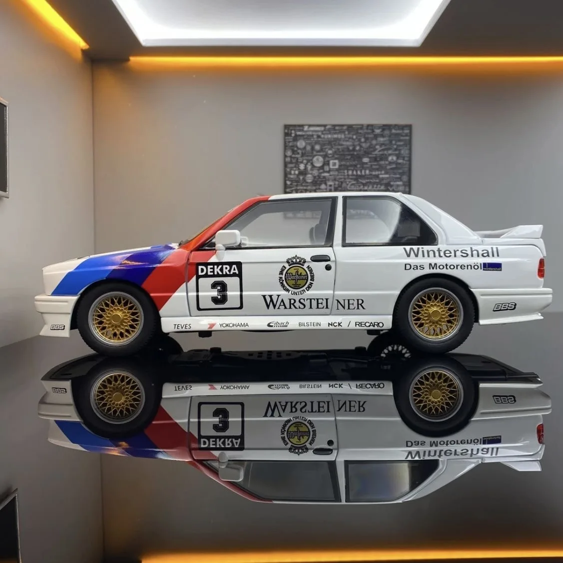 

1:24 BMW M3 Sport EVO Alloy Sports Car Model Diecasts Metal Track Racing Vehicles Car Model Simulation Sound Light Kids Toy Gift