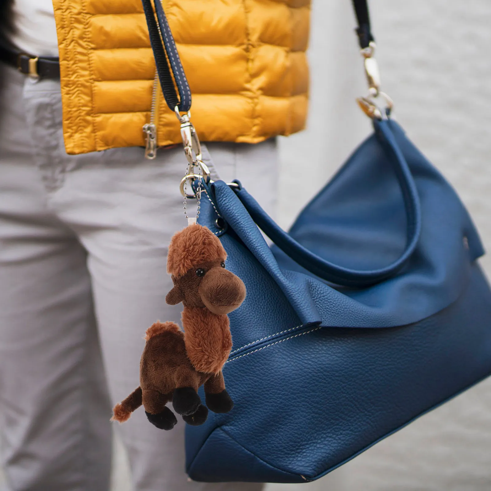 Llavero de Camello de Peluche Suave para Bolsos, Llaves, Mochilas, Decoración de Carteras, Accesorio de Animal con Temática del Desierto, Adorno Lindo para Fiestas de Cumpleaños