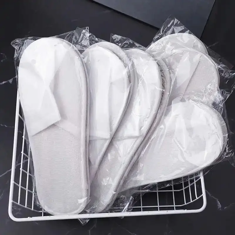 Travel Disposable Slippers Non-slip White Home Hotel Slipper Portable Trip Guest Spa Slippers For Homestay Wedding Guest Use
