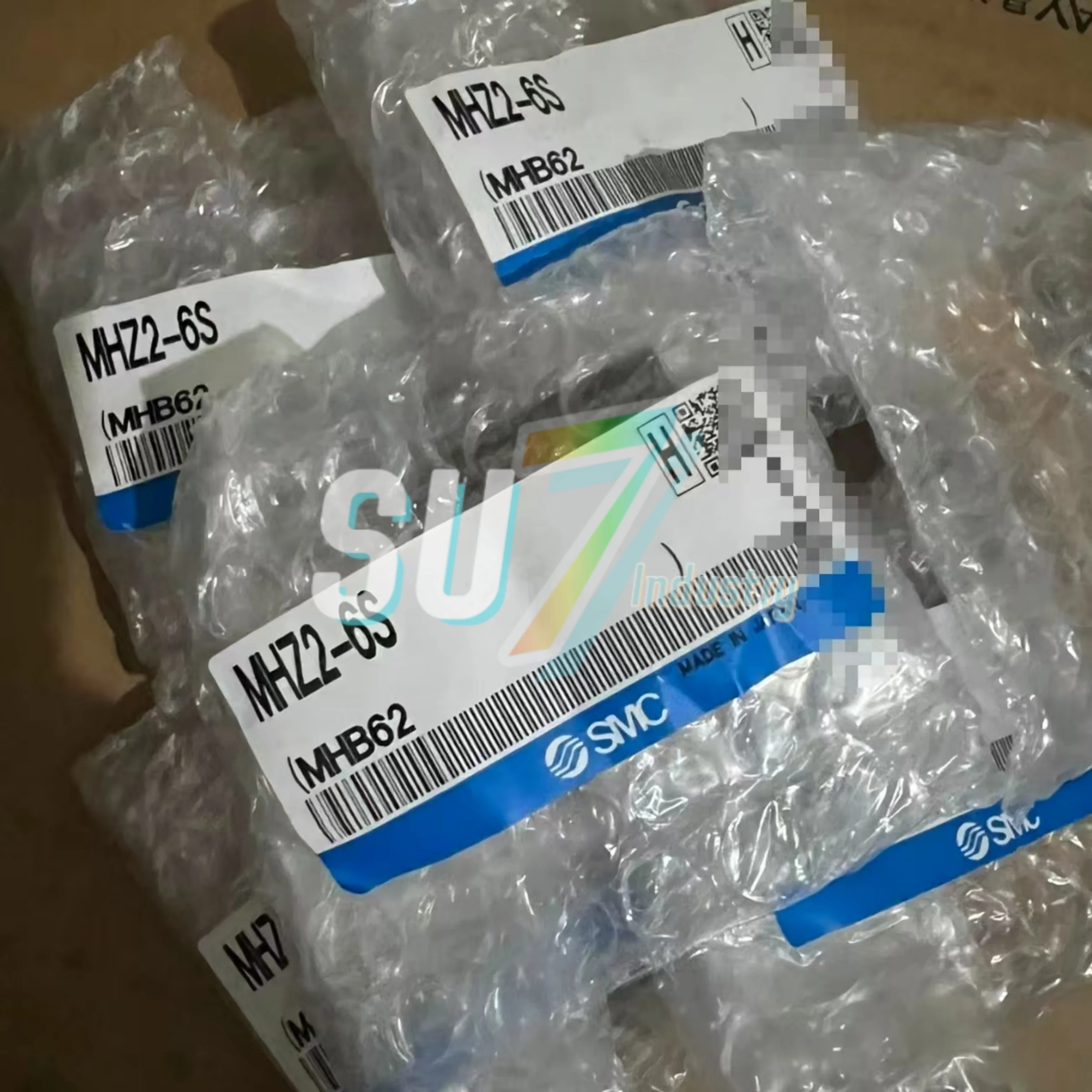 실린더 새로운 원본 MHZ2-32D1 MHZ2-6S