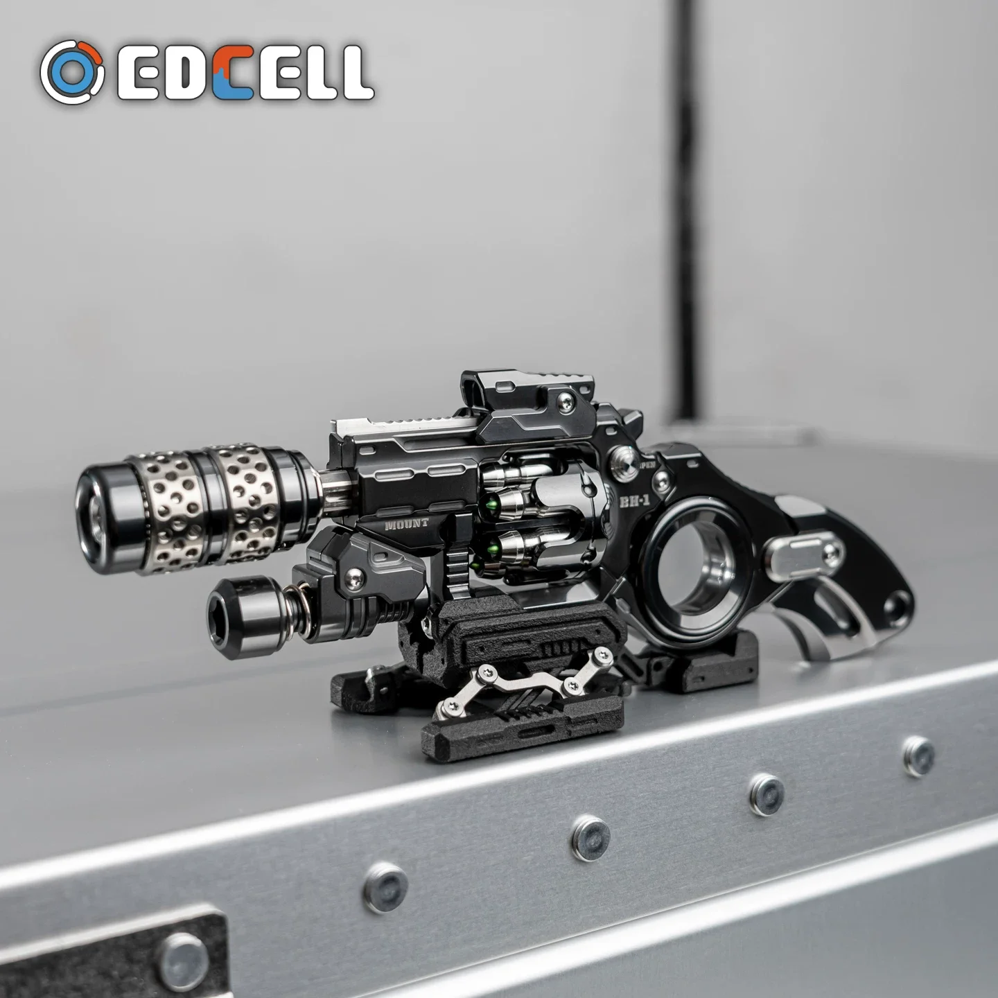 EDCELL ガン型おもちゃ EDCELLブレイカーエディシーフィジェットトイズハウイツァー一体型