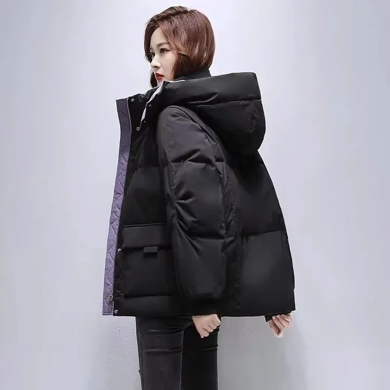 

2025 Lady Hooded Short Parkas Outwear Winter Femme Long Sleeves Thicken Cotton Padded Coat Korean Women Patchwork Puffer Jacket