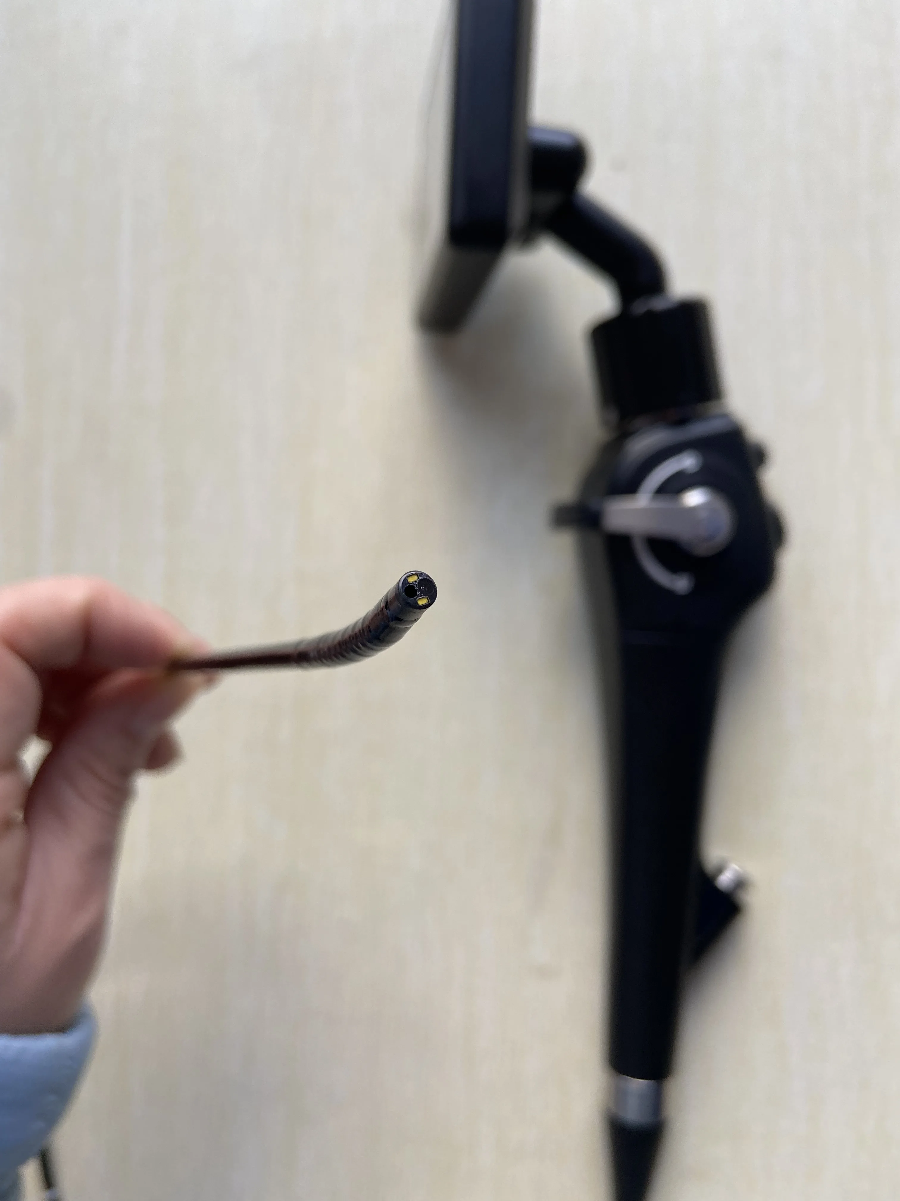 Endoscópio de otorrinolaringologia com display de 3,5 polegadas, ajuste de iluminação, sonda de 3,9 mm, canal de trabalho de 1,2 mm