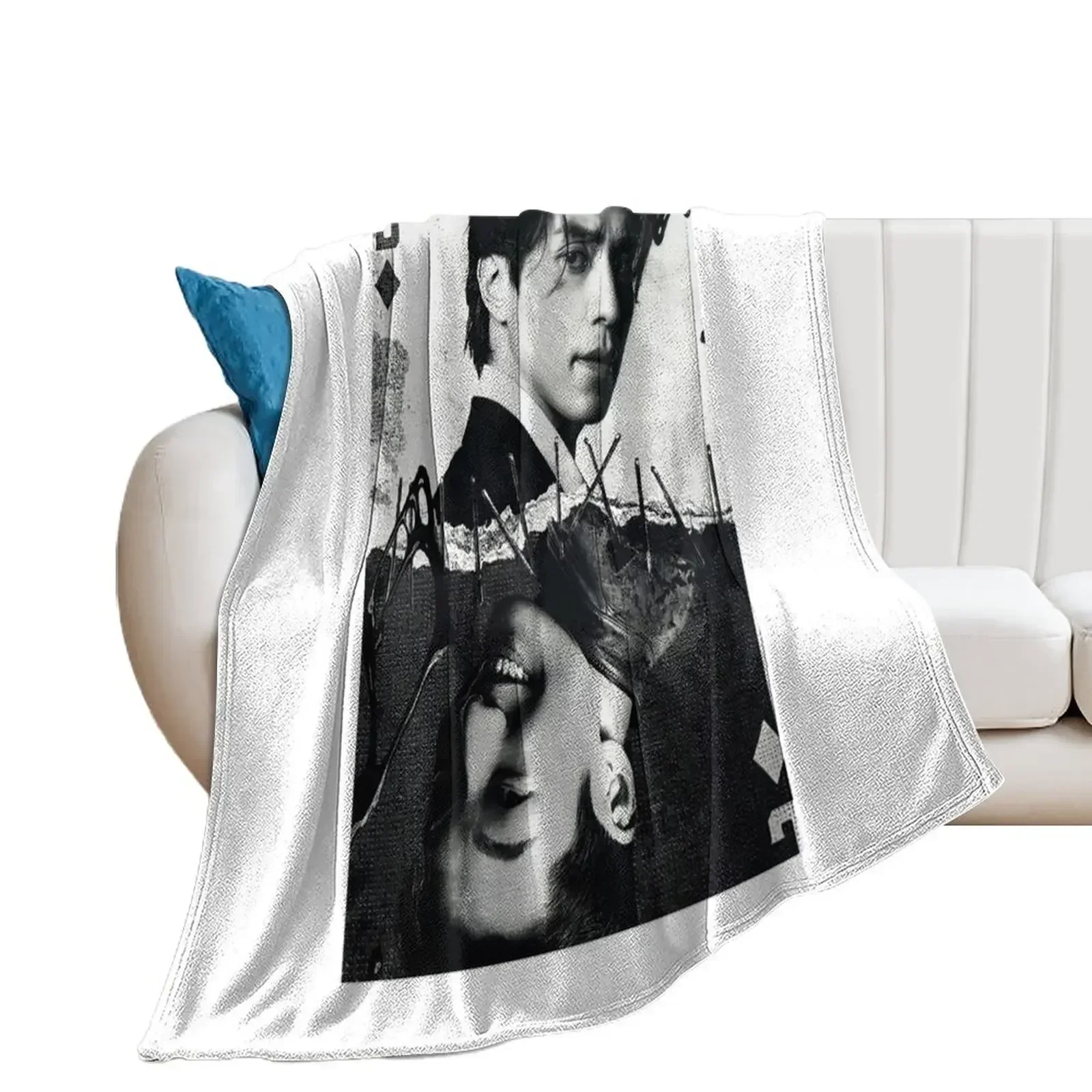 Bad and Crazy Kdrama - Lee Dong-Wook n Wi Ha-Joon-movie star Throw Blanket Cute Kid'S anime Vintage Blankets