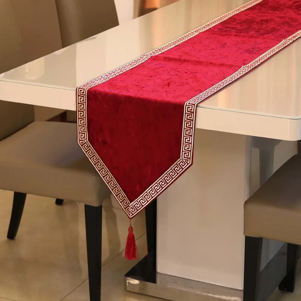 Chinese High-end Table Runner Flag TV Shose Cabinet Cover Cloth European Velvet Bed Runner Simple Color Dining Table Cloth Decor