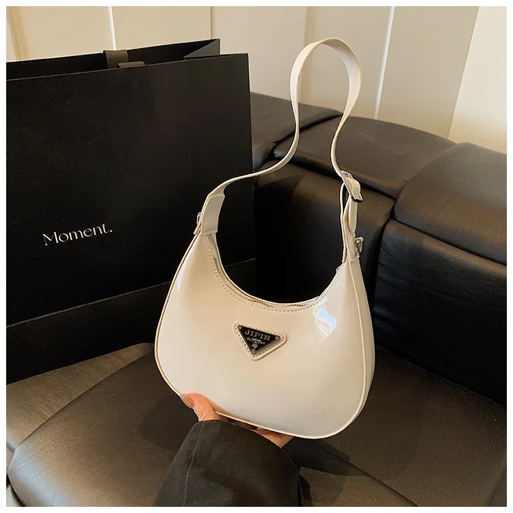 

Dopamine-style Fashionable Street Style Crossbody Bag 2025 New! Chic Women's Dumpling Bag - Simple & Stylish, Large RyCapacity