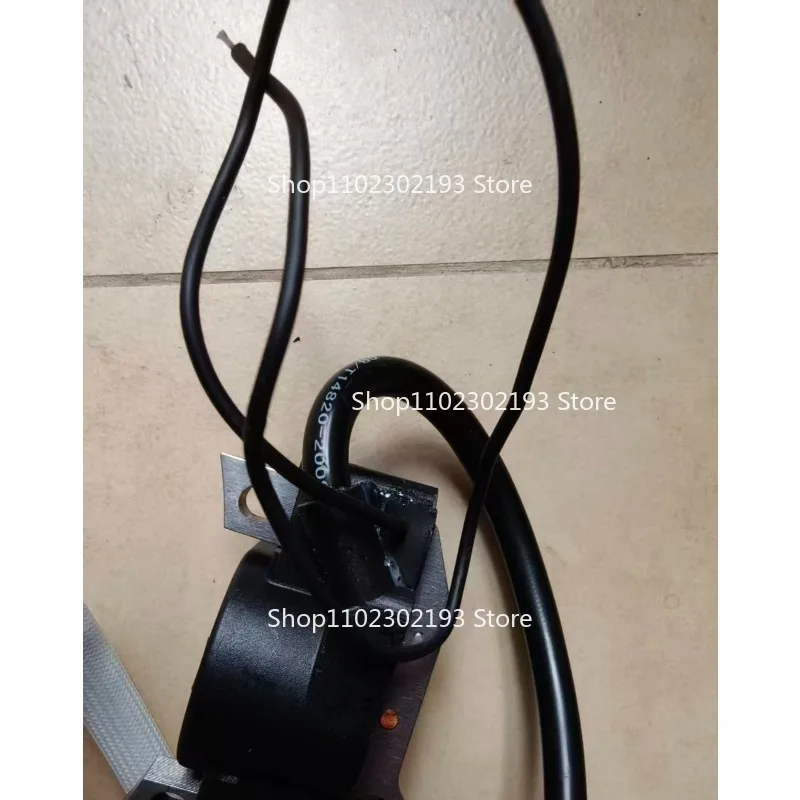 Ignition Coil for Wacker WM80 BH22 BH23 BH24 BS50-2 BS60-2 BS70-2 BS600 BS700 BS650 BS65 BS45Y BS52Y BS60Y BS65Y