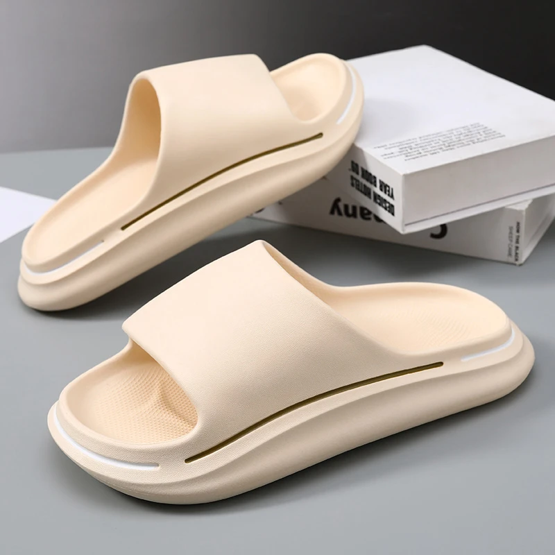 Fashion Men Women Summer Soft Slippers Thick Platform Bathroom Home Men Indoor Non-Slip Anti-Slip Female Cloud Cushion Slides