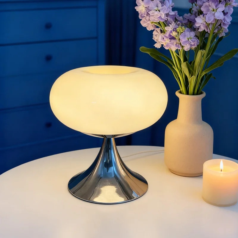 Bauhaus Colored Glass Desk Lamp Nordic Minimalist Bedroom Bedside Atmosphere Light Cream Style Home Decoration Lighting Fixture
