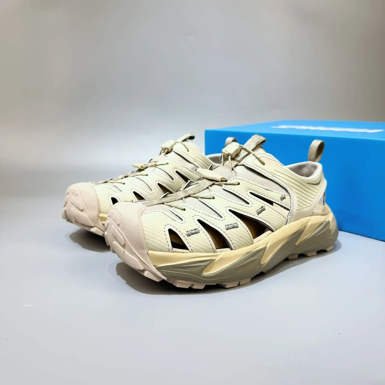 

New 2025 Hot Sale Unisex Lightweight Hiking Shoes Hiking Shoes Walking Shoes Walking Shoes Casual Hiking Shoes Very Good